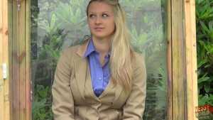 the-estate-agent-rachel-gunged_3.jpg