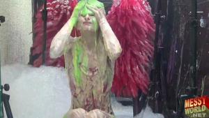 the-messyworld-human-carwash_23.jpg
