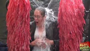 the-messyworld-human-carwash_29.jpg