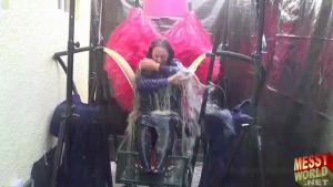 the-messyworld-human-carwash_3.jpg