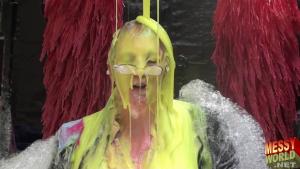 the-messyworld-human-carwash_31.jpg