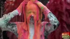 the-messyworld-human-carwash_59.jpg